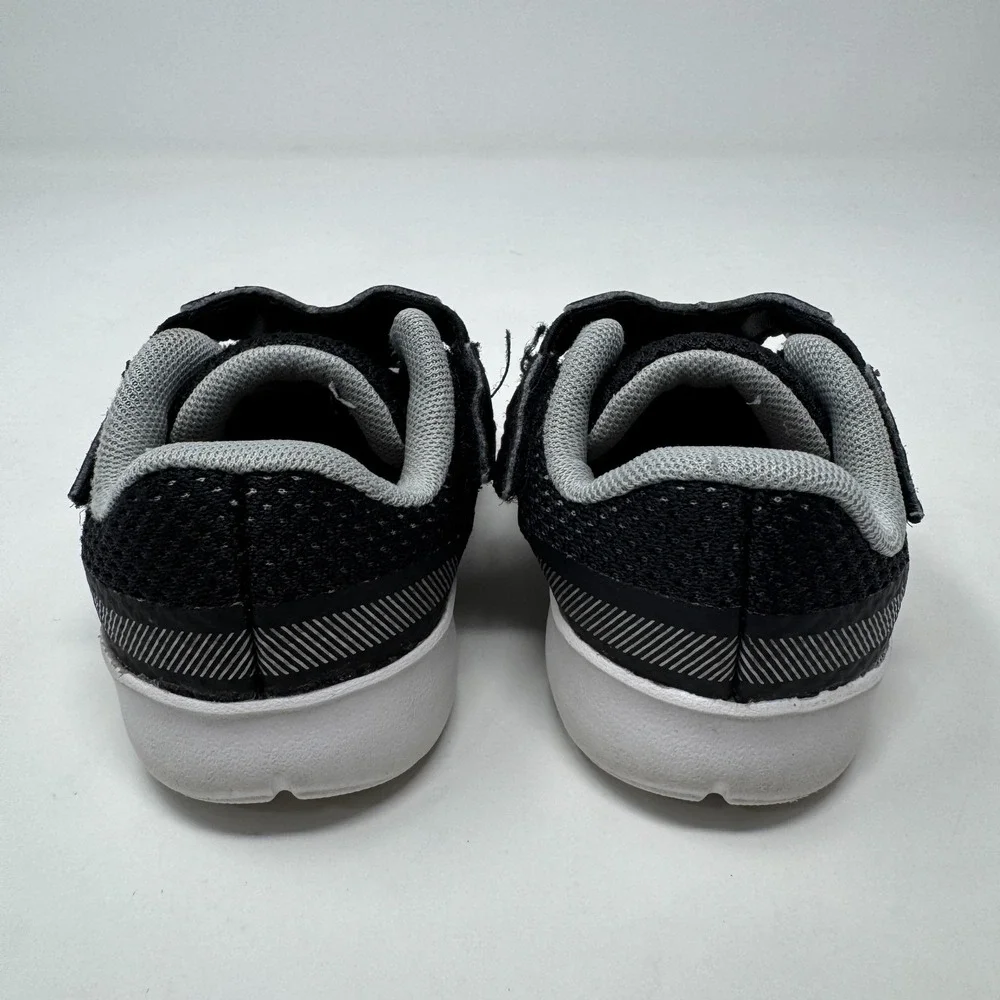 Under Armour Assert 8 AC Shoes Black Toddler Size 6 K